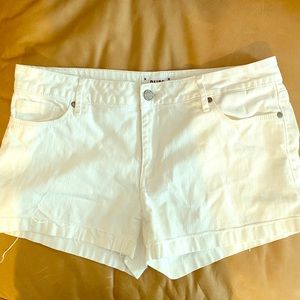 Paige White Denim Shorts 30